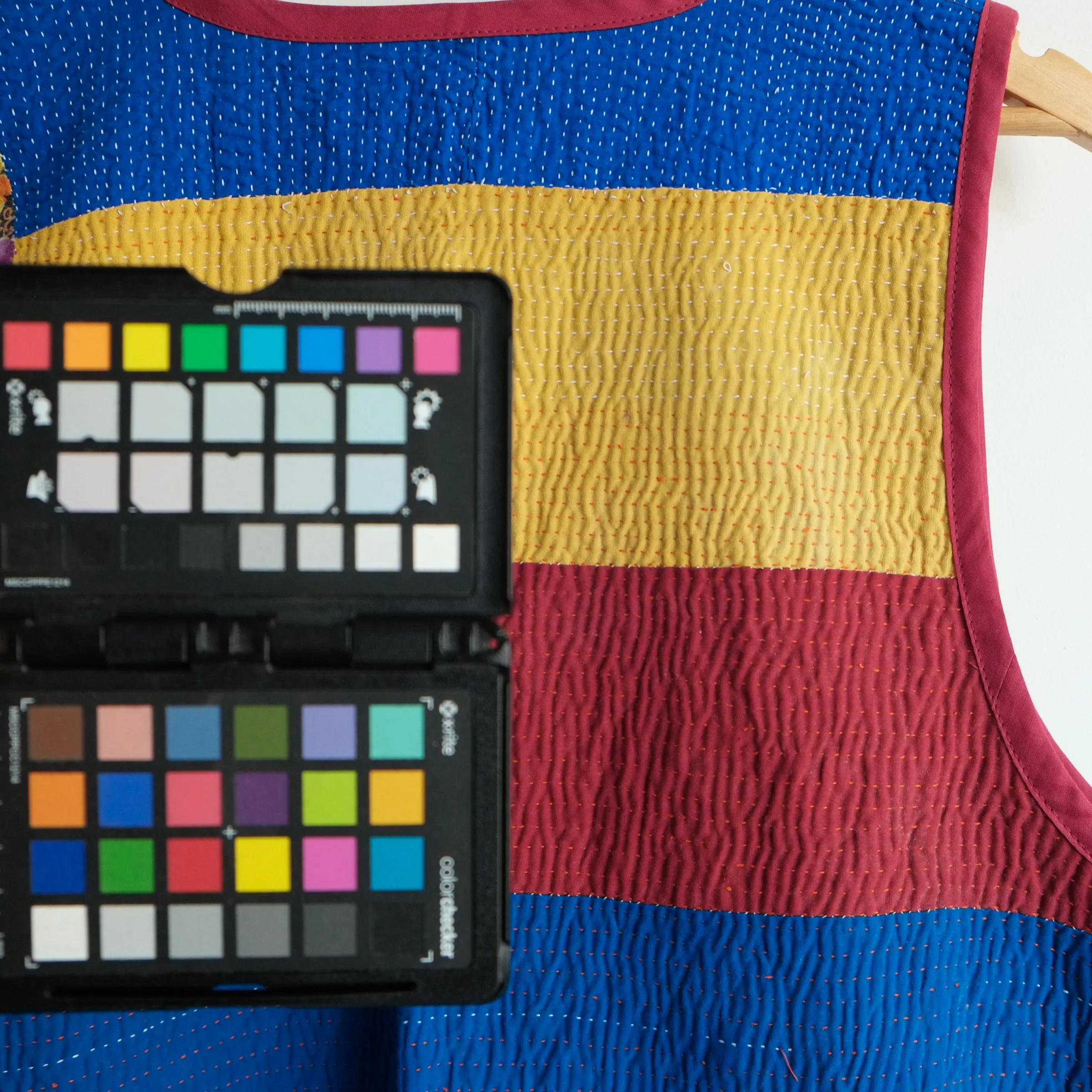 Amelia Vest Blue and Pink Color Block XXL040