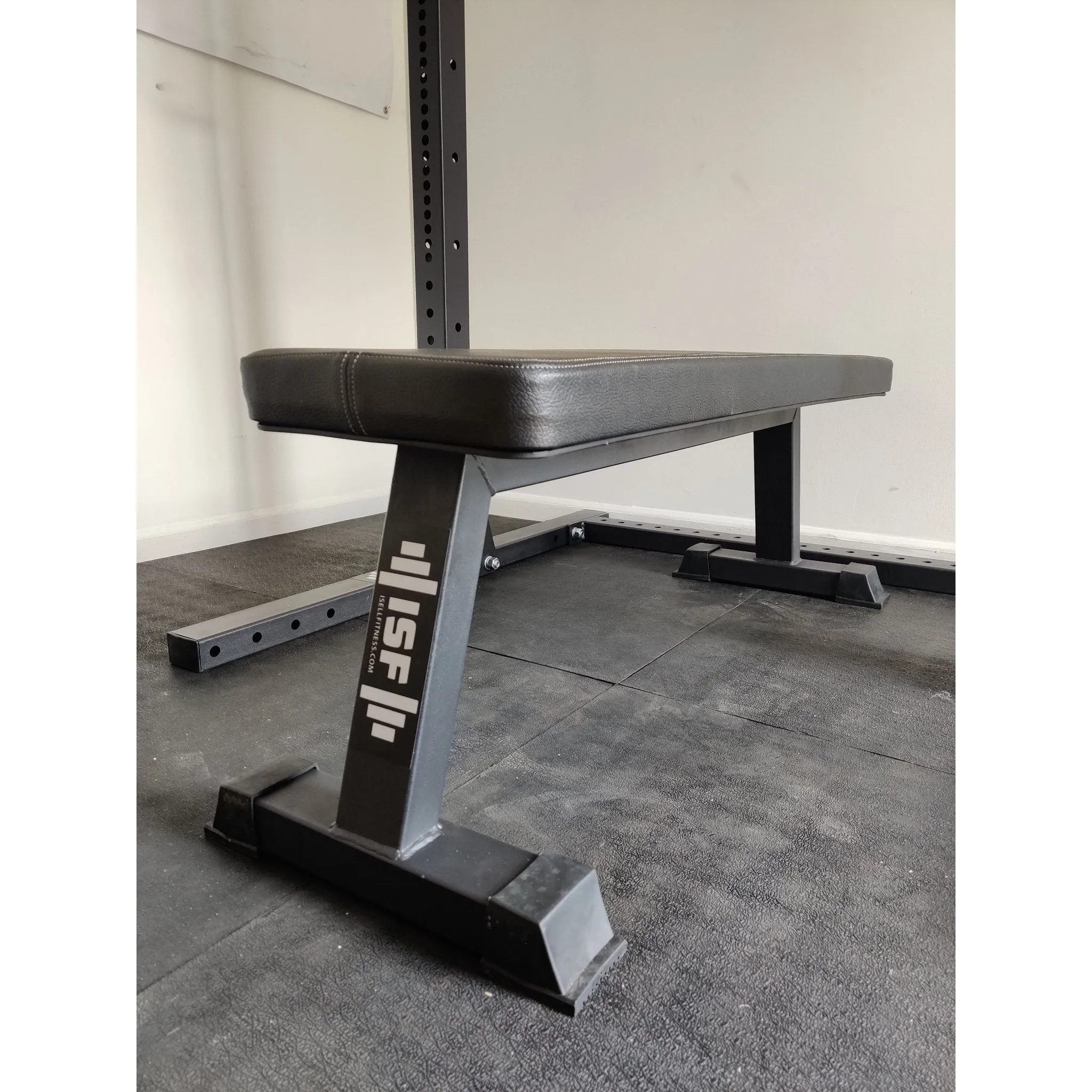 ISF Flat Bench Utility Weight Bench Tank